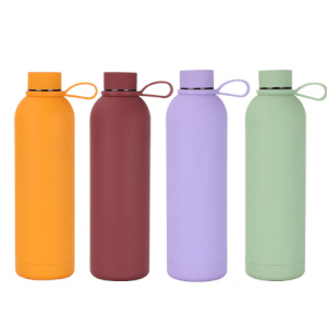 Plastic insulated kettle