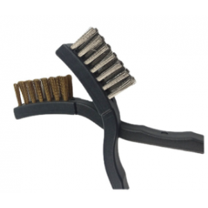 Plastic brush