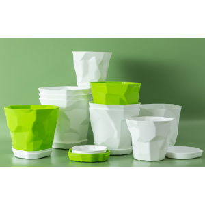 Plastic base