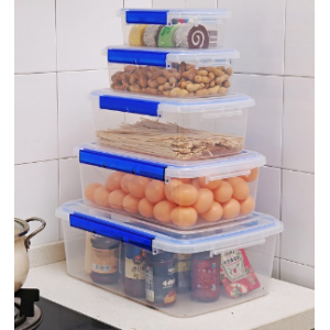Plastic box