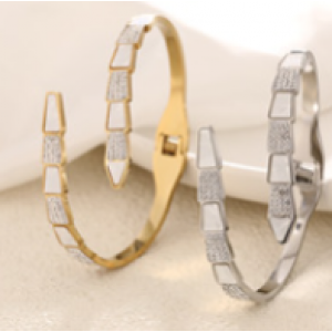 Imitation jewelry