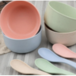 Plastic kitchenware
