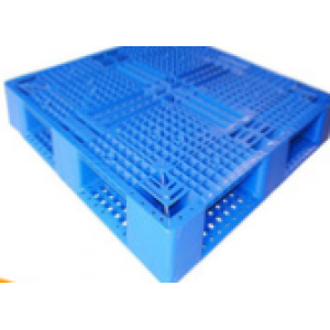 Plastic pallet