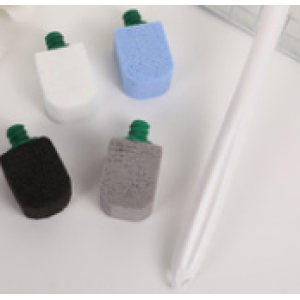 Cleaning brush