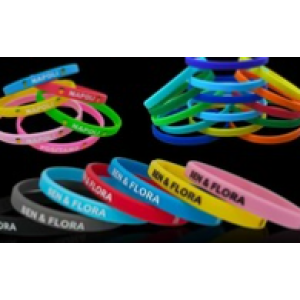 Plastic bracelet