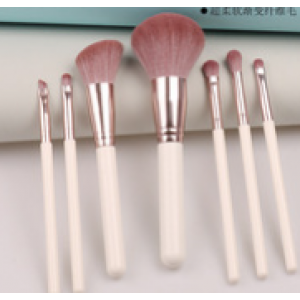 Makeup brushes